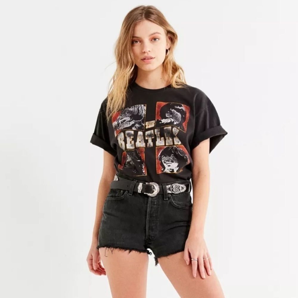 The Beatles Cropped Vintage Shirt​​​ - Picture 2 of 11